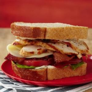 Sandwich Au Poulet Mariné