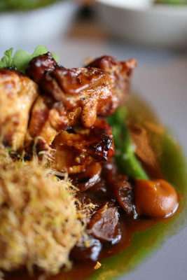 Combo De Biscuits Côtelettes De Porc Et Sauce