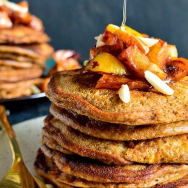 Tarta De Manzana Precio Original: $14) 