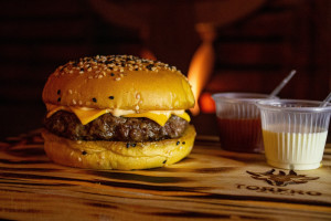 Cheeseburger De Media Libra