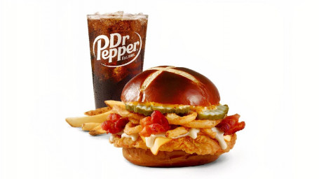 Combo Sandwich Au Poulet Et Au Bretzel Et Au Bacon