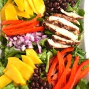 Ensalada De Pollo Caribeña