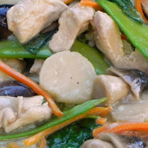 Almuerzo Moo Goo Gai Pan