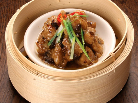 Costillas Con Salsa De Frijol Negro