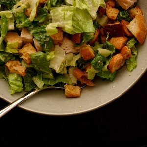 Combo Déjeuner Salade César Au Poulet